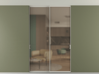 Алюминевая перегородка АЛПР 040.01_АОС_Бронза сатин триплекс_new. Цвет Алюминий облачно-серый. Материал Алюминий в эмали. Коллекция Перегородка Formato внутри проёма двустворчатая со скрытым креплением в потолок. Картинка.